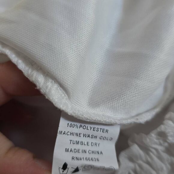 Kindred Women's Size Petite Large White Sheer Floral Embroidered Peasant Blouse - Picture 3 of 6